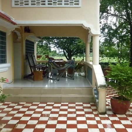 Meas Family Homestay Angk Ta Saom Dış mekan fotoğraf